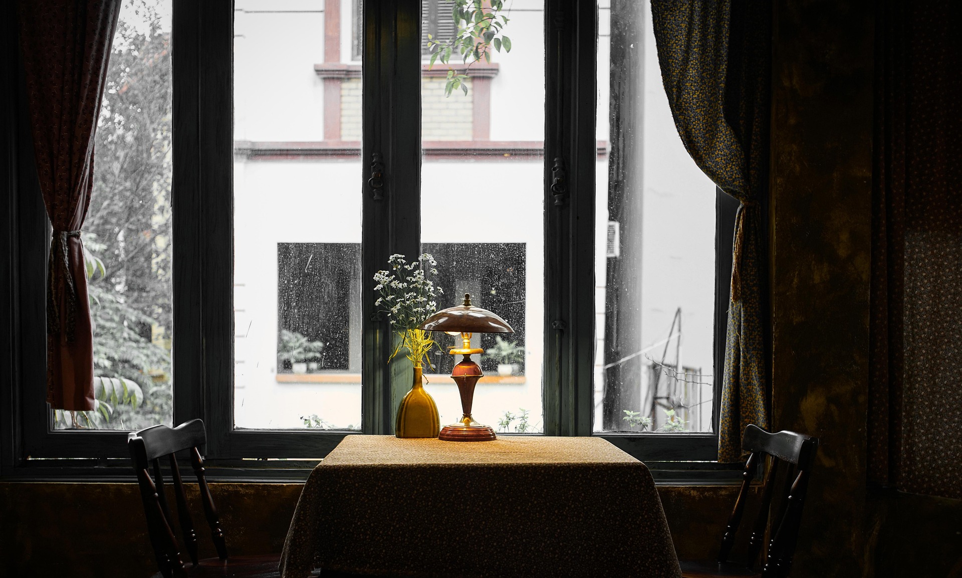 Dark & Moody Interiors